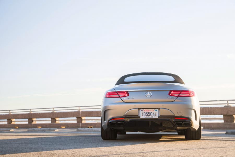  Mercedes-AMG S63 Cabriolet 2016 года  (NA) (фото 16 из 31)